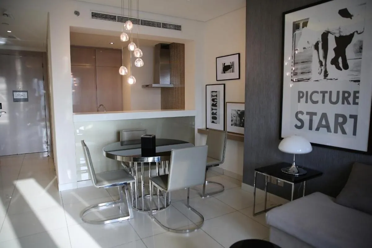 Luxury Stay Burj Khalifa View Dubai Apartment