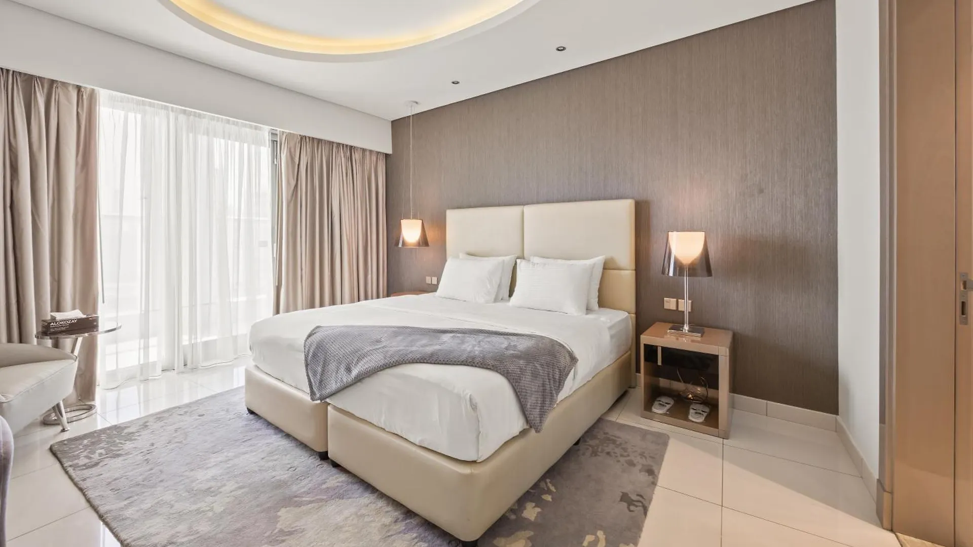 Luxury Stay Burj Khalifa View Dubai 0*,