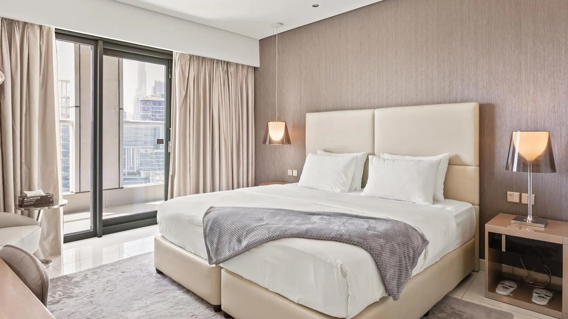 Luxury Stay Burj Khalifa View Dubai