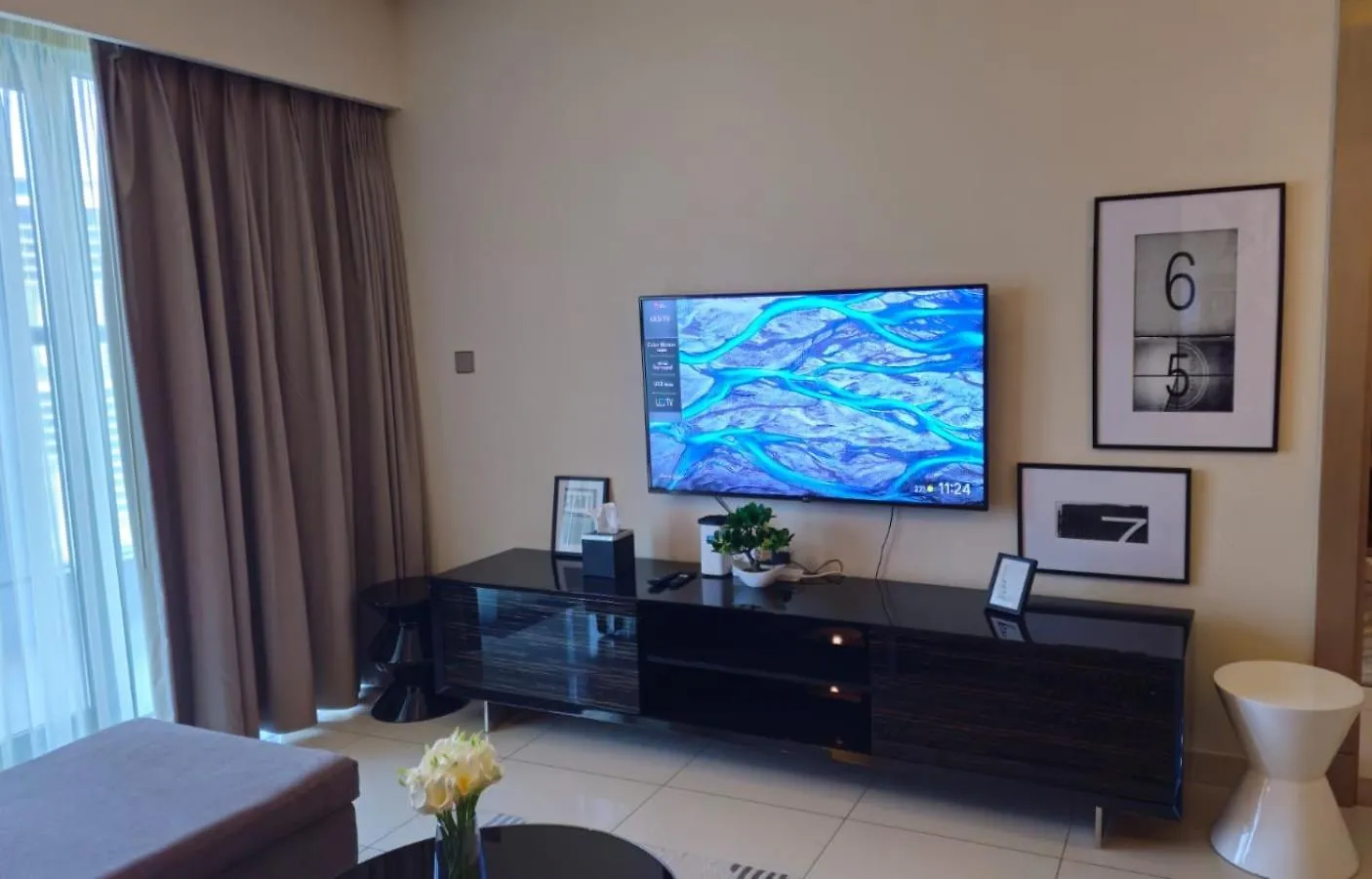 Luxury Stay Burj Khalifa View Dubai 0*,